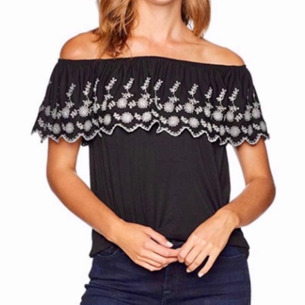 Adrianna Papell‎ Black & White Embroidered Blouse- Medium